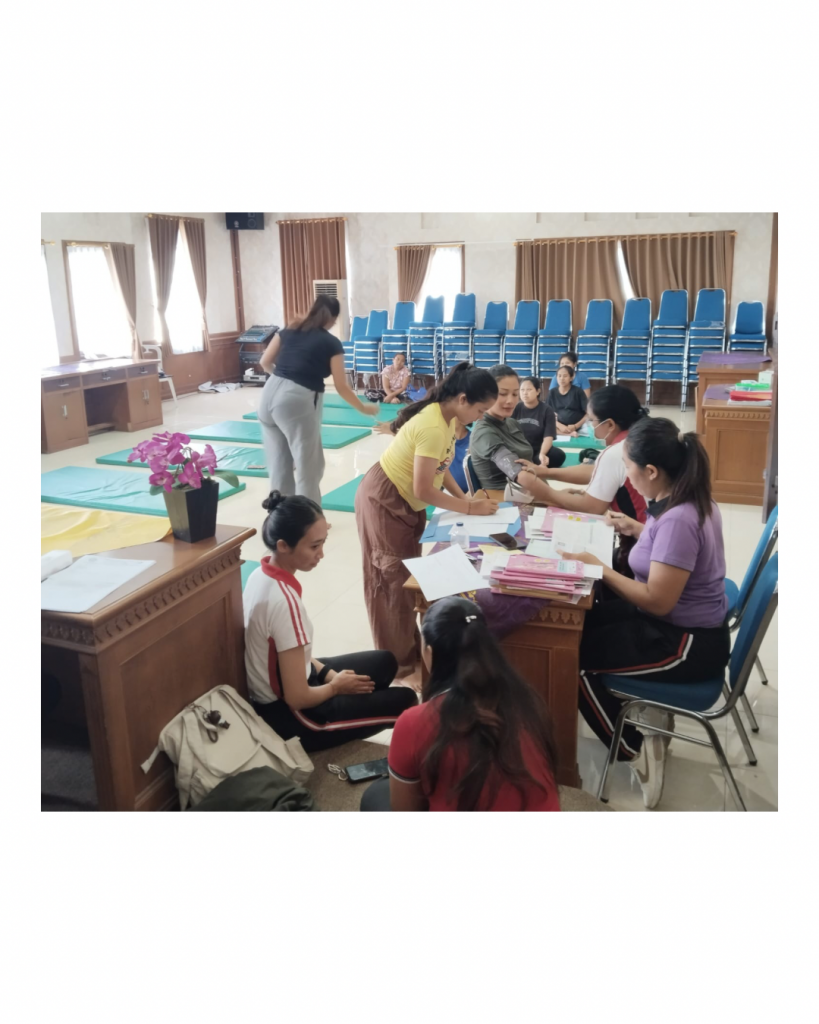 Pelaksanaan kelas ibu hamil di desa mambal